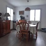 A 5 Minutes Du Circuit Bed & Breakfast *