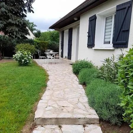 D'hote A 5 Minutes Du Circuit En Voiture Bed & Breakfast Allonnes (Sarthe)