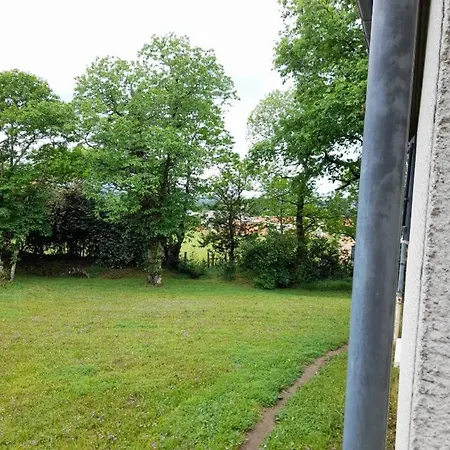 A 5 Minutes Du Circuit