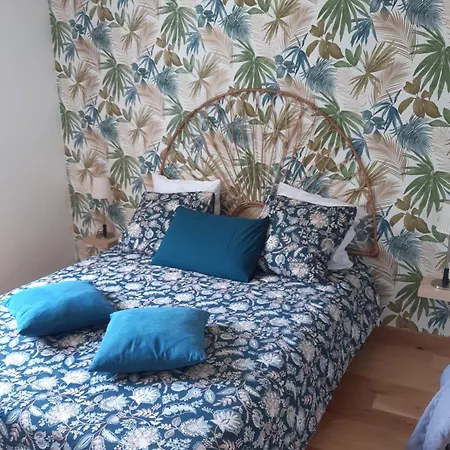 A 5 Minutes Du Circuit Bed and breakfast *